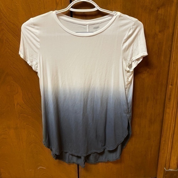 OLD NAVY OMBRÉ TEE - Picture 1 of 6